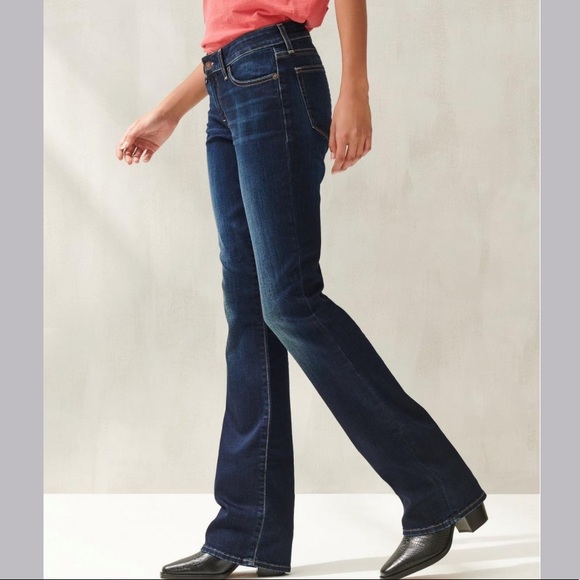 Lucky Brand Low Rise Lolita Boot Jean - Picture 4 of 11